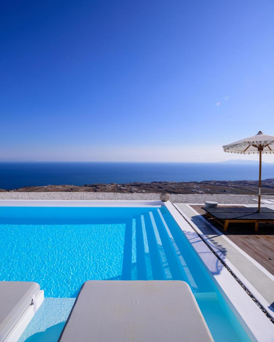 Terra Blanca Suites