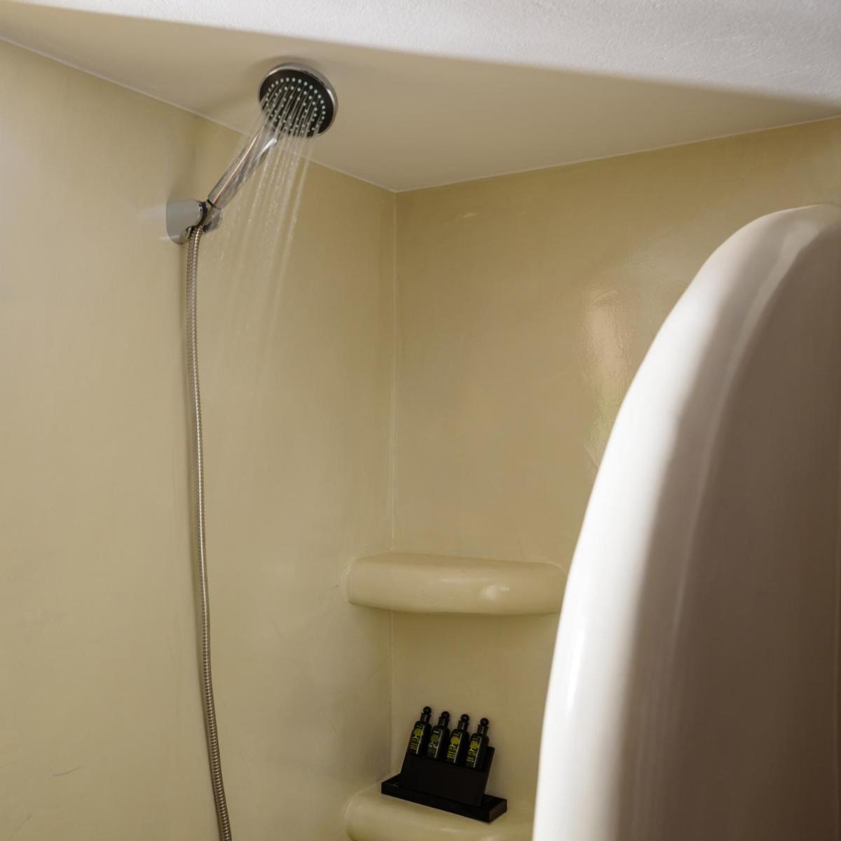 Terra Blanca Suites