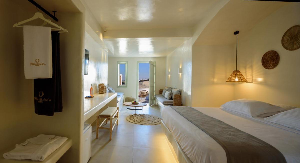 Terra Blanca Suites