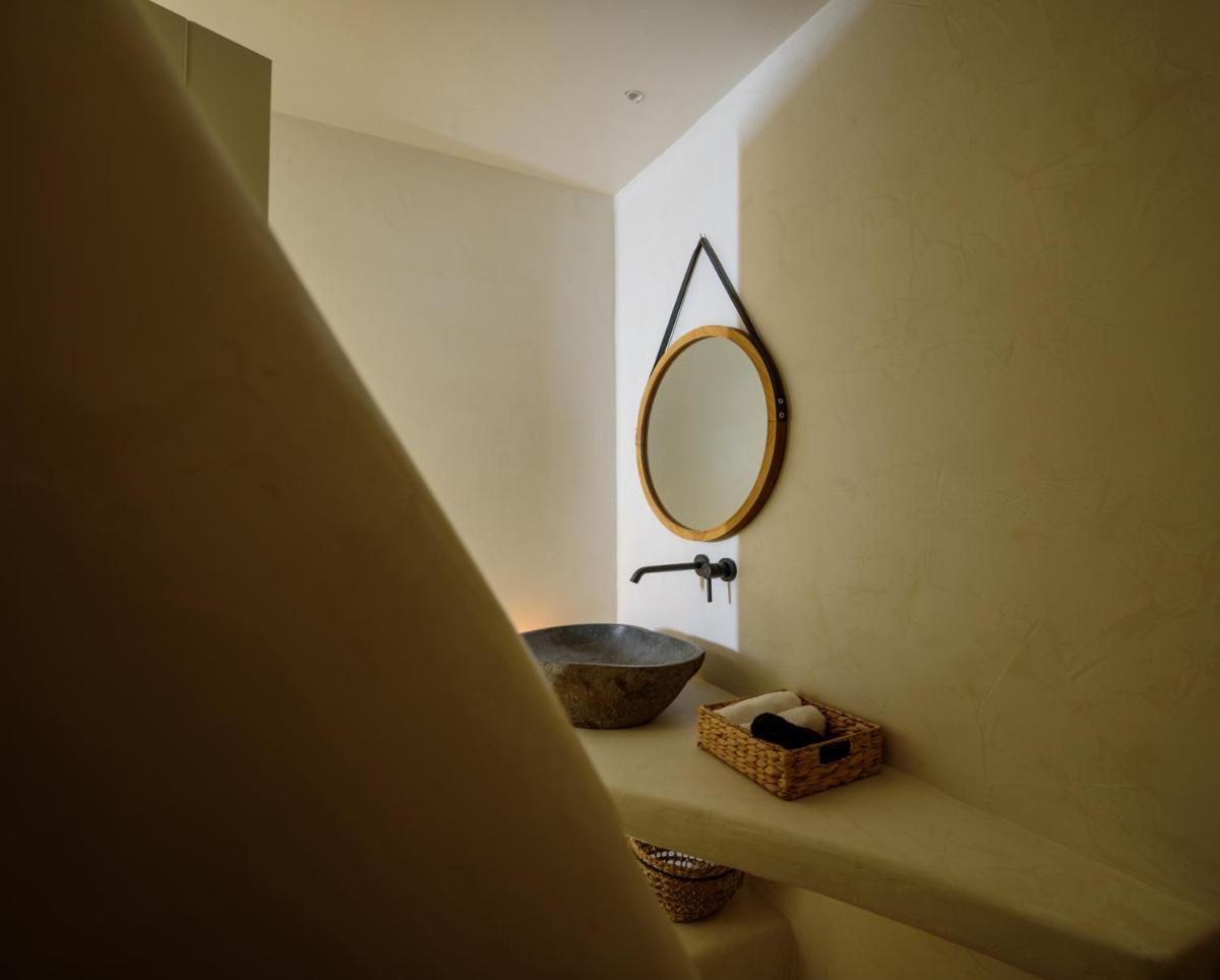 Terra Blanca Suites