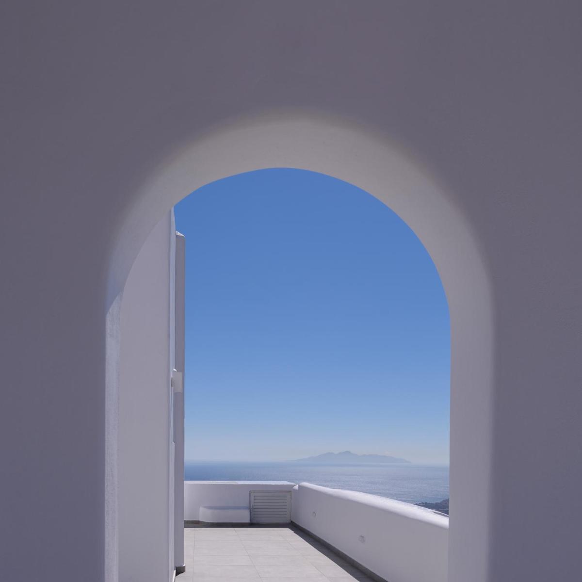 Terra Blanca Suites