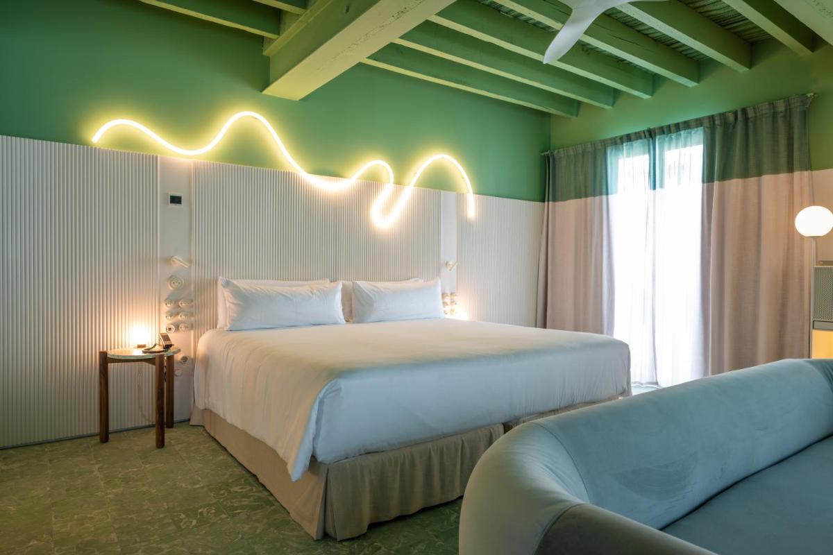 Terreno Barrio Hotel