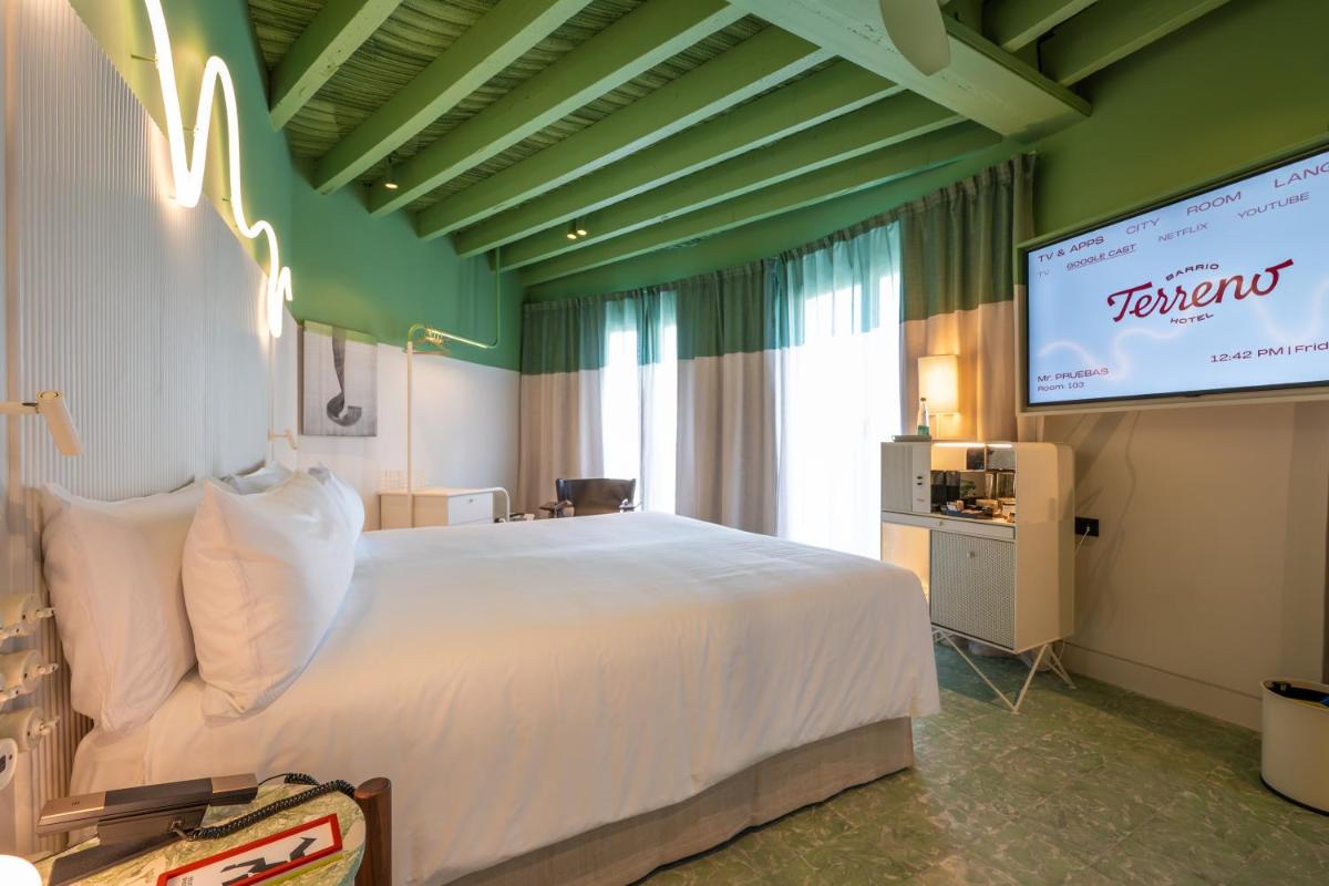 Terreno Barrio Hotel