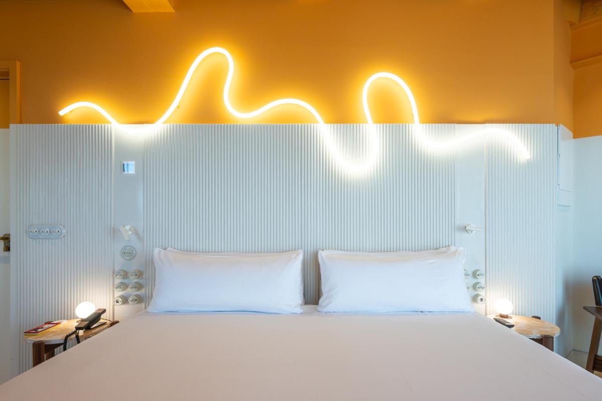 Terreno Barrio Hotel