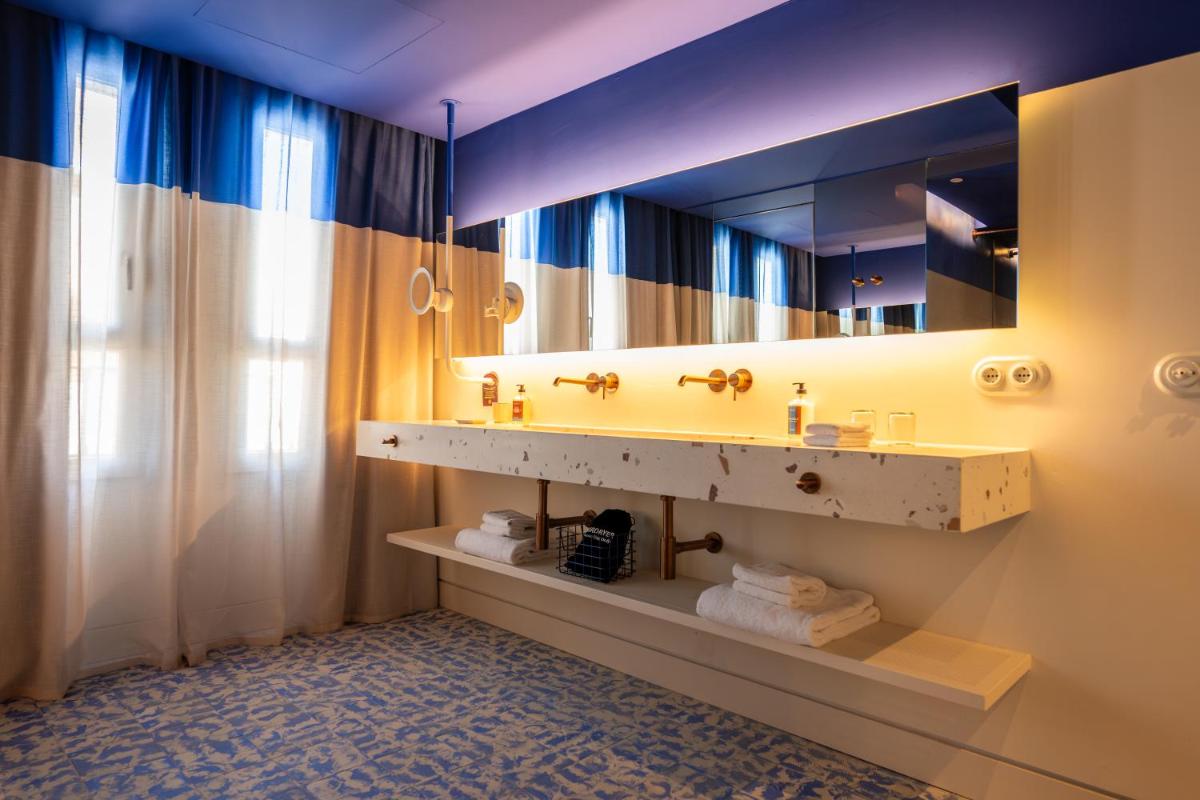 Terreno Barrio Hotel