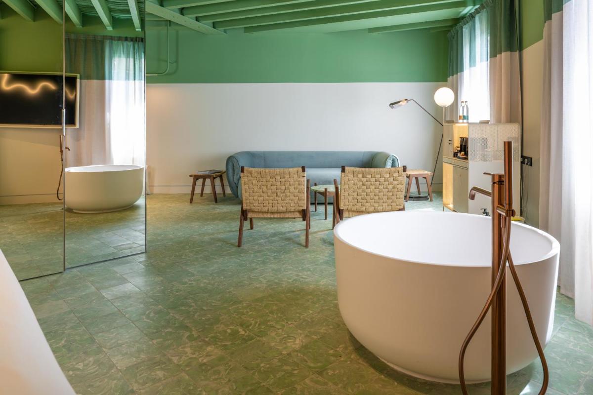 Terreno Barrio Hotel