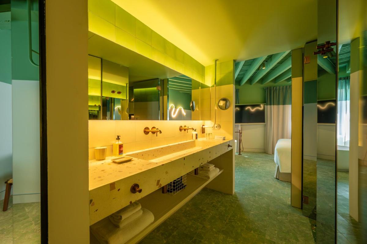 Terreno Barrio Hotel