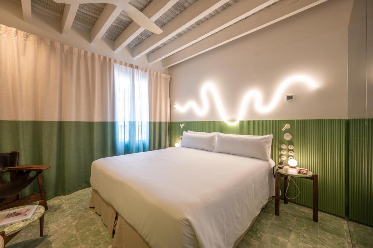 Terreno Barrio Hotel