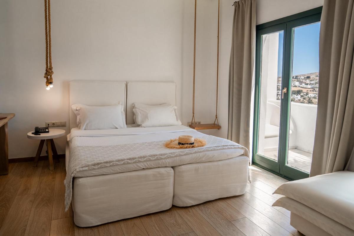 Tharroe of Mykonos Boutique Hotel