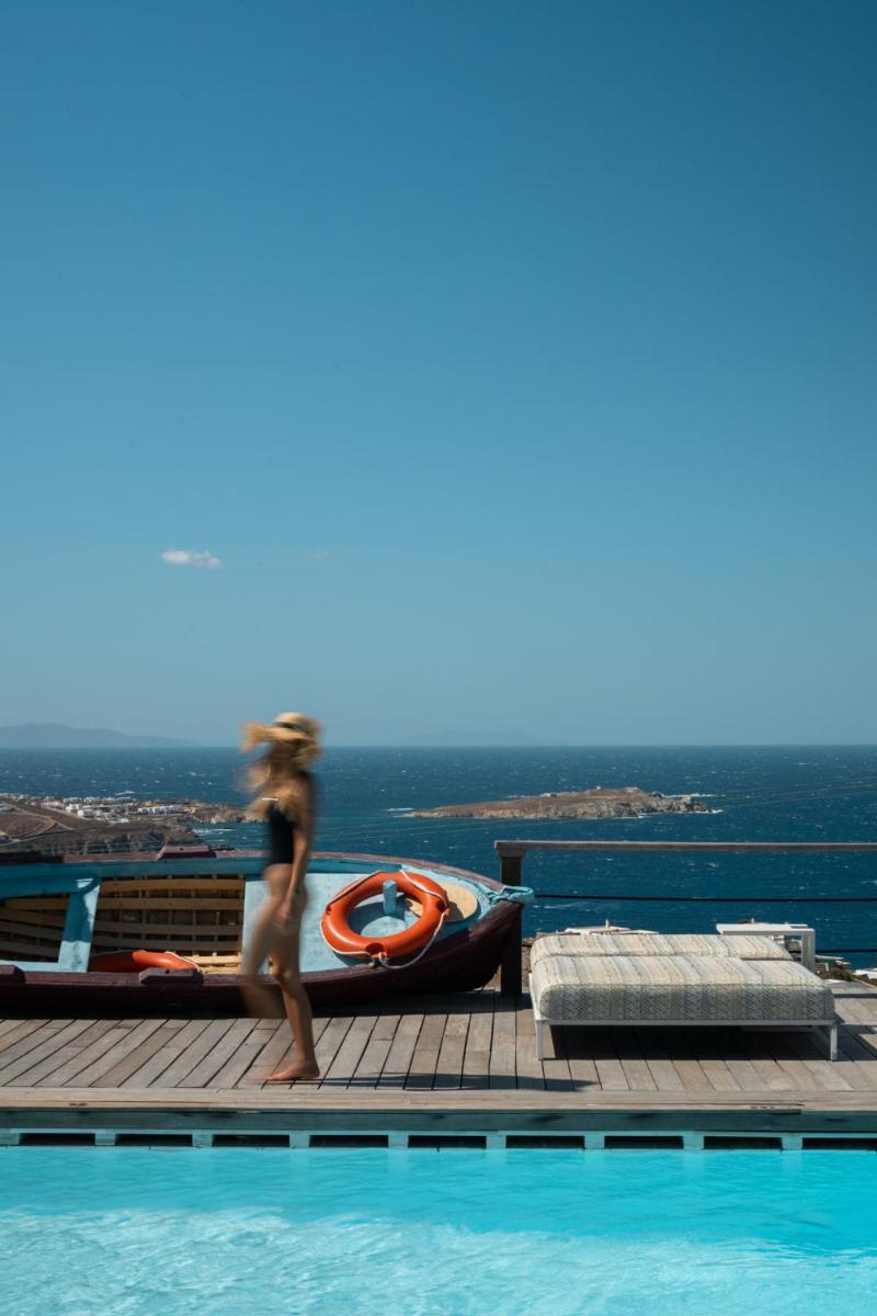 Tharroe of Mykonos Boutique Hotel
