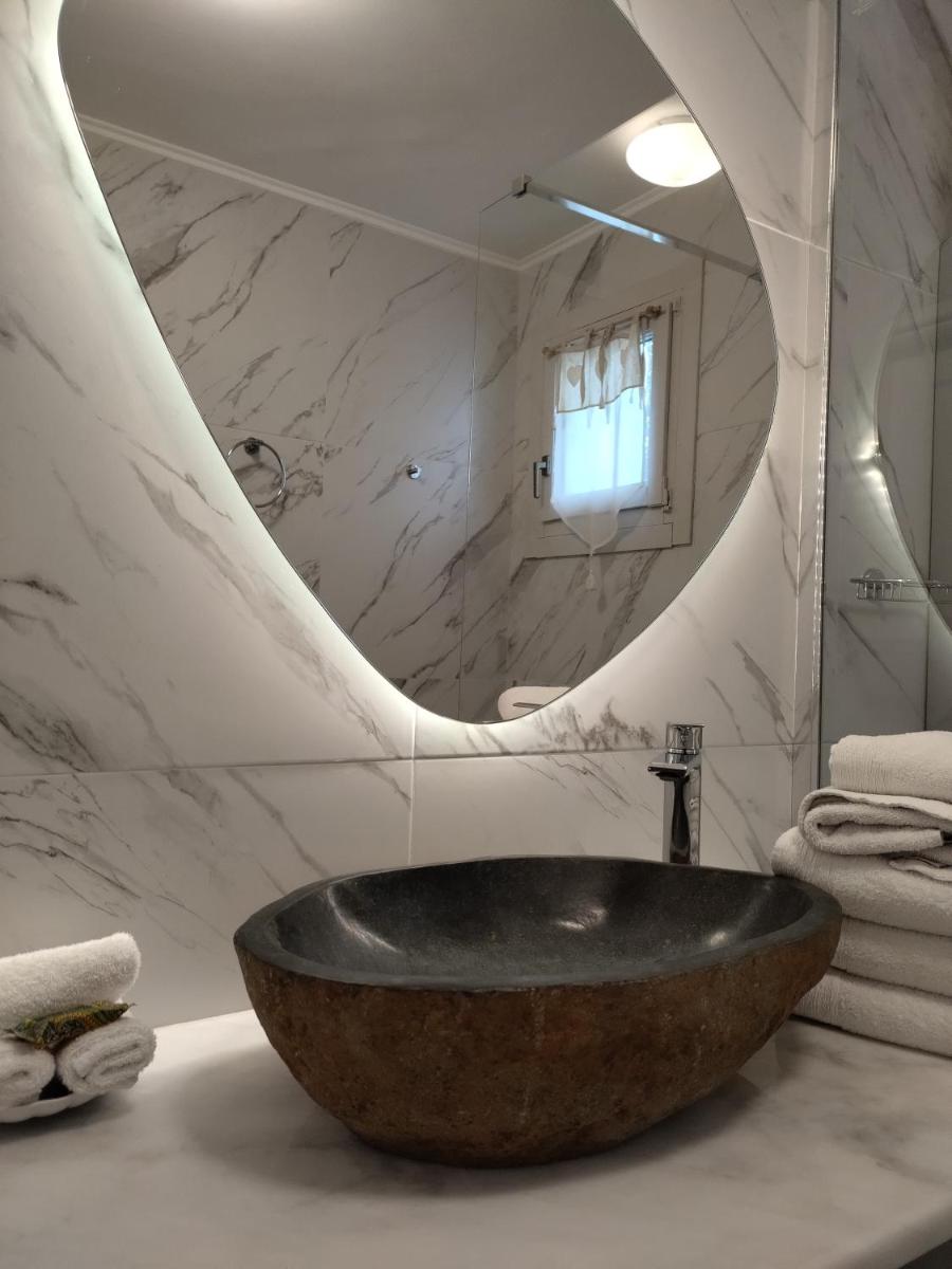 Tharroe of Mykonos Boutique Hotel