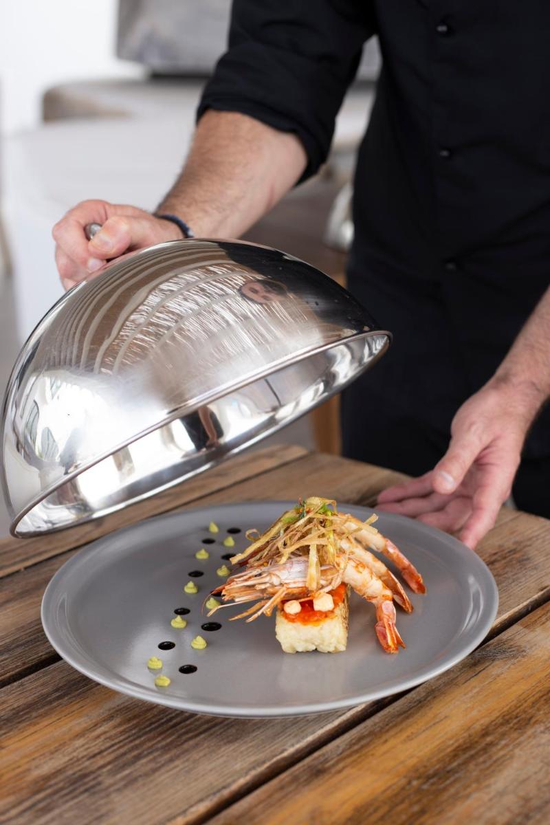 Tharroe of Mykonos Boutique Hotel