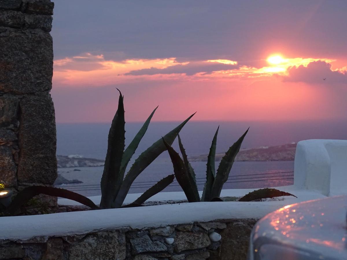 Tharroe of Mykonos Boutique Hotel