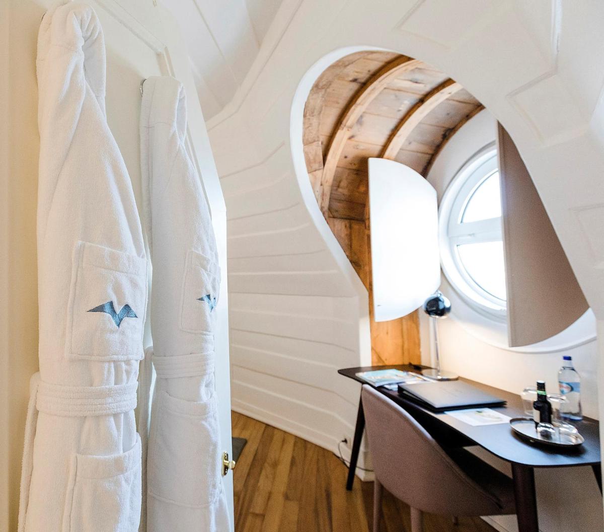 The Albatroz Hotel
