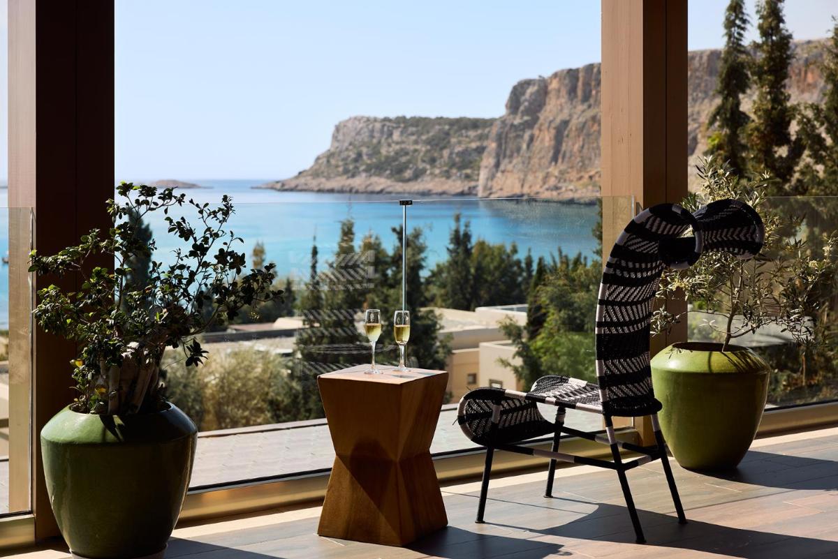 Aquagrand Artistic Luxury Beach Resort - Adults Only