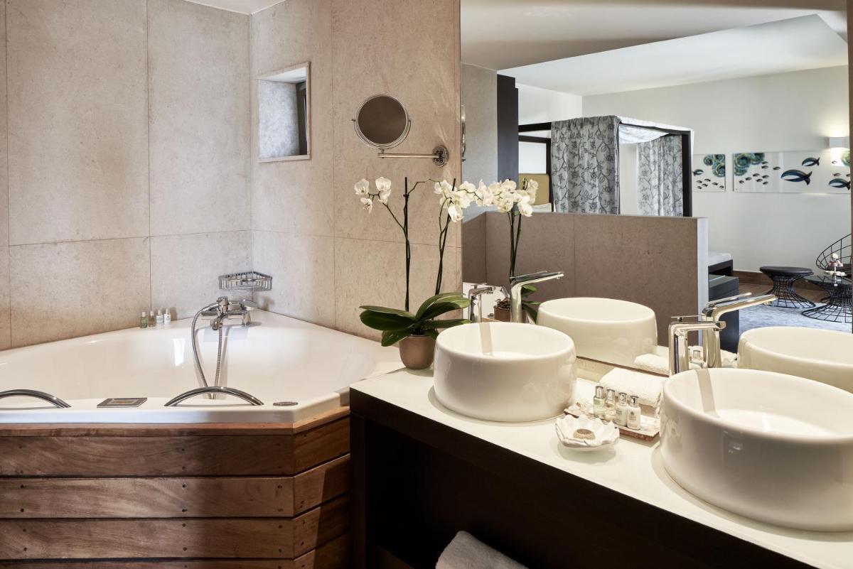 Aquagrand Artistic Luxury Beach Resort - Adults Only