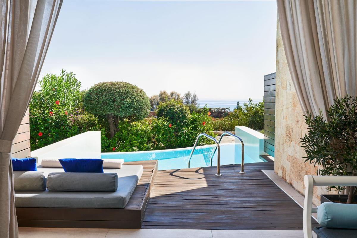 Aquagrand Artistic Luxury Beach Resort - Adults Only