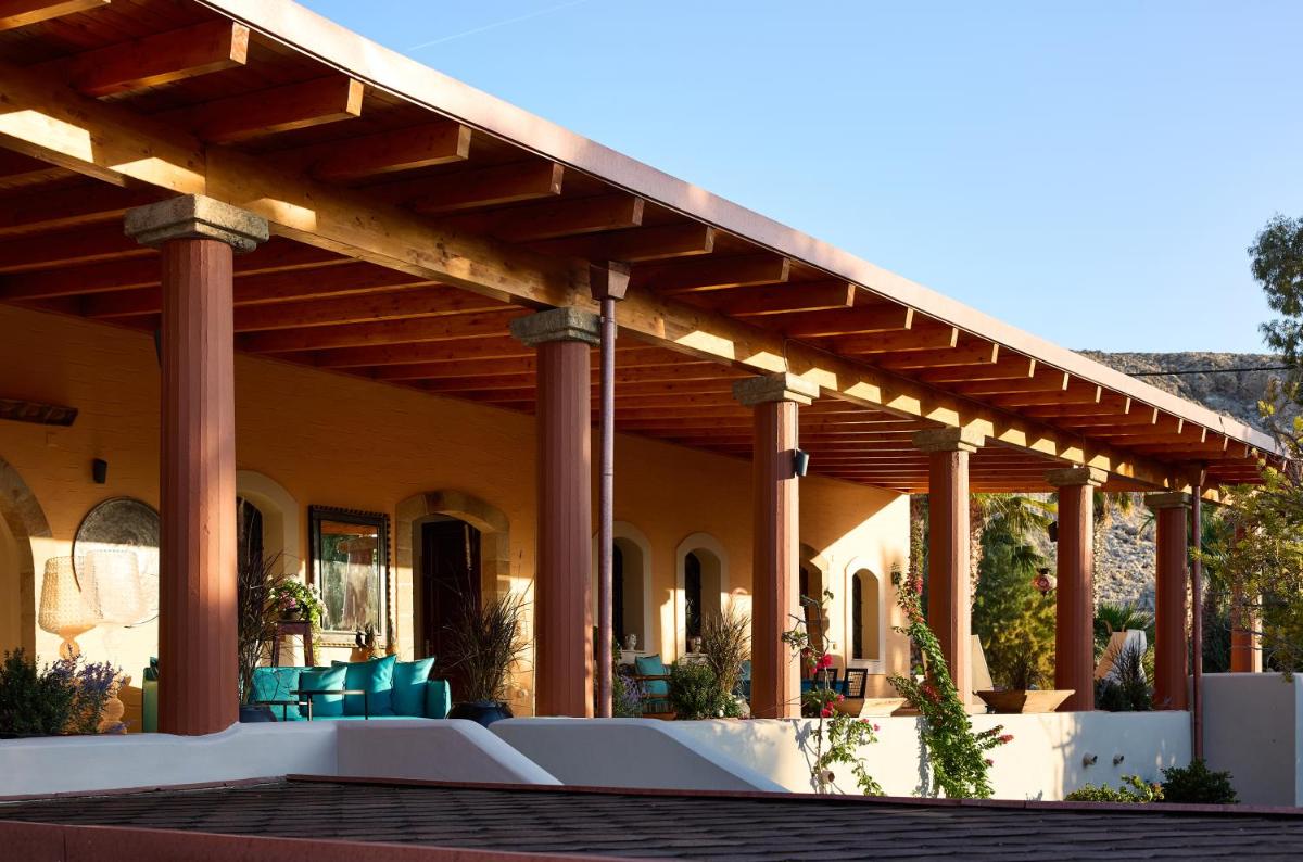 Aquagrand Artistic Luxury Beach Resort - Adults Only