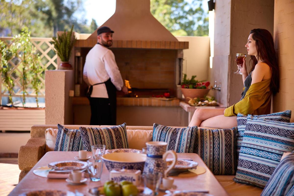 Aquagrand Artistic Luxury Beach Resort - Adults Only