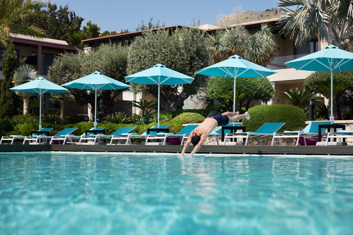 Aquagrand Artistic Luxury Beach Resort - Adults Only