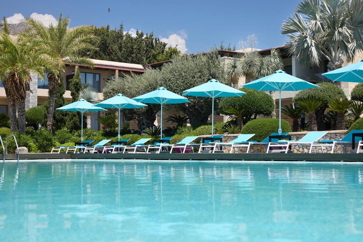 Aquagrand Artistic Luxury Beach Resort - Adults Only