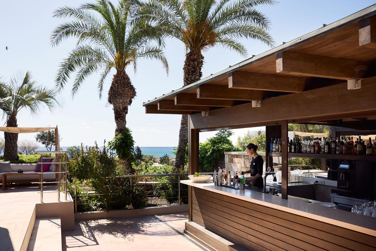 Aquagrand Artistic Luxury Beach Resort - Adults Only