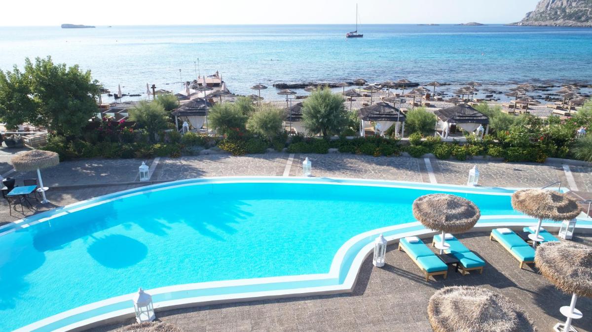 Aquagrand Artistic Luxury Beach Resort - Adults Only