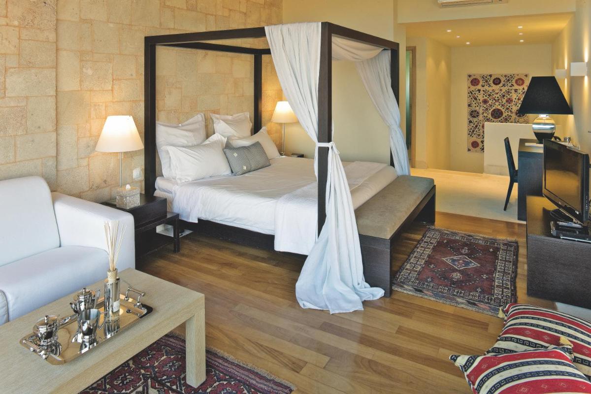 Aquagrand Artistic Luxury Beach Resort - Adults Only