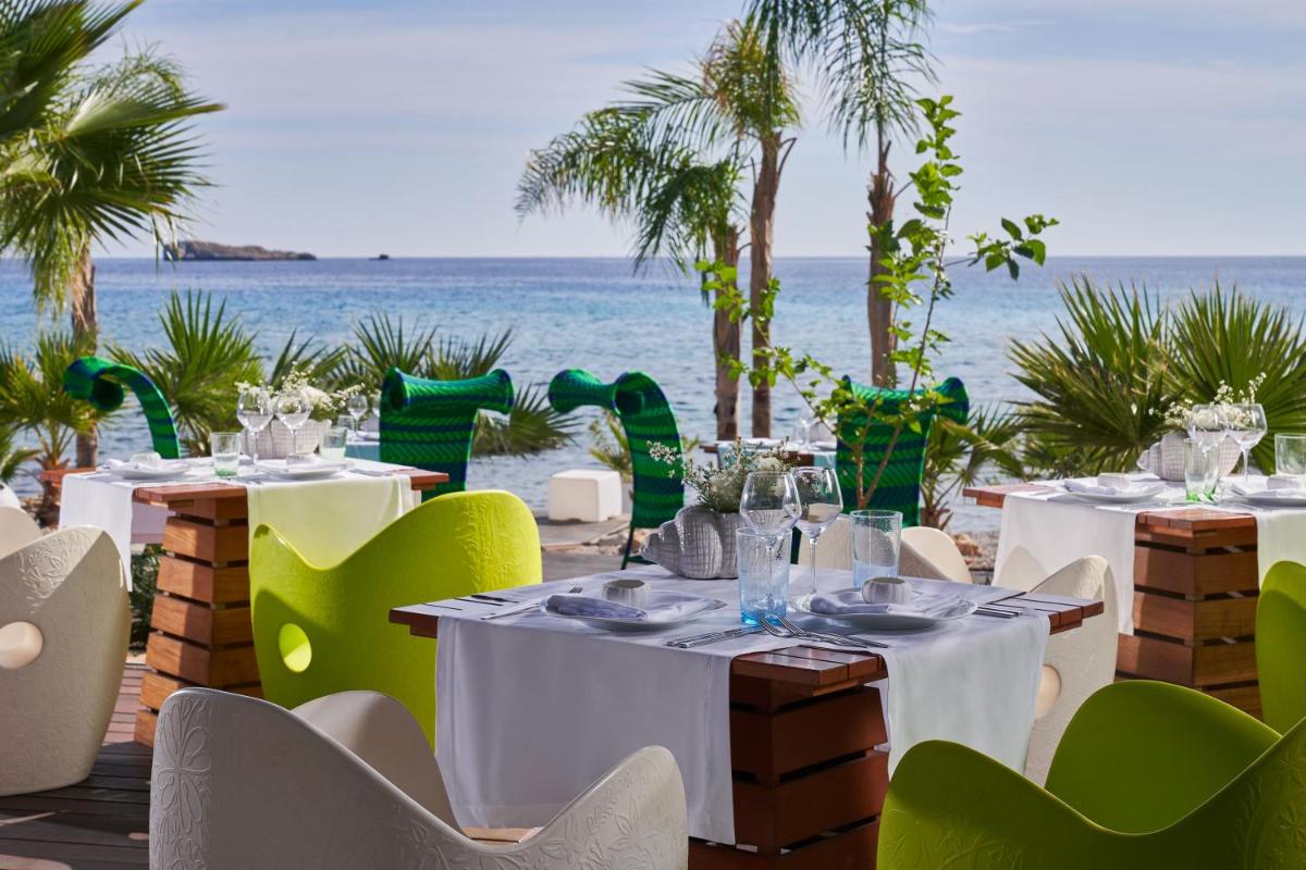 Aquagrand Artistic Luxury Beach Resort - Adults Only