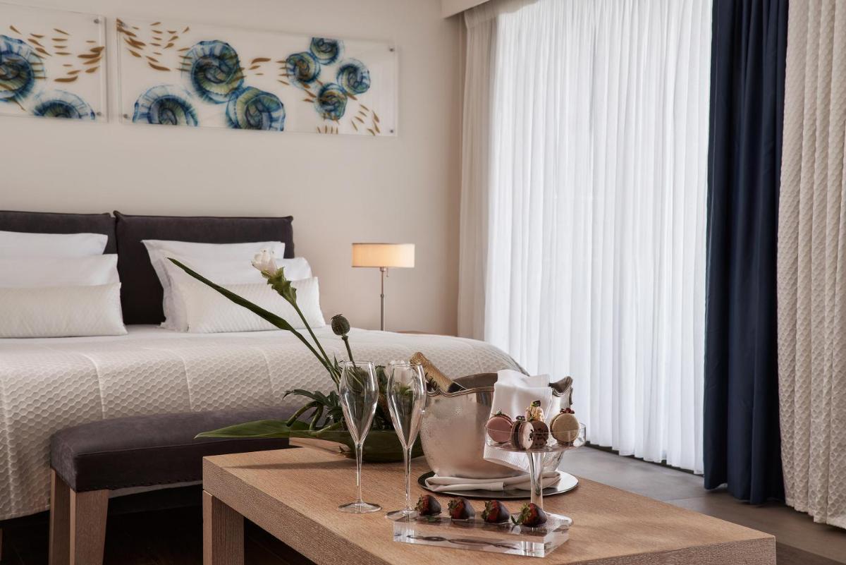 Aquagrand Artistic Luxury Beach Resort - Adults Only