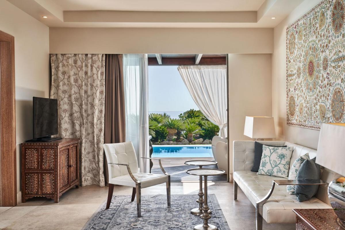 Aquagrand Artistic Luxury Beach Resort - Adults Only