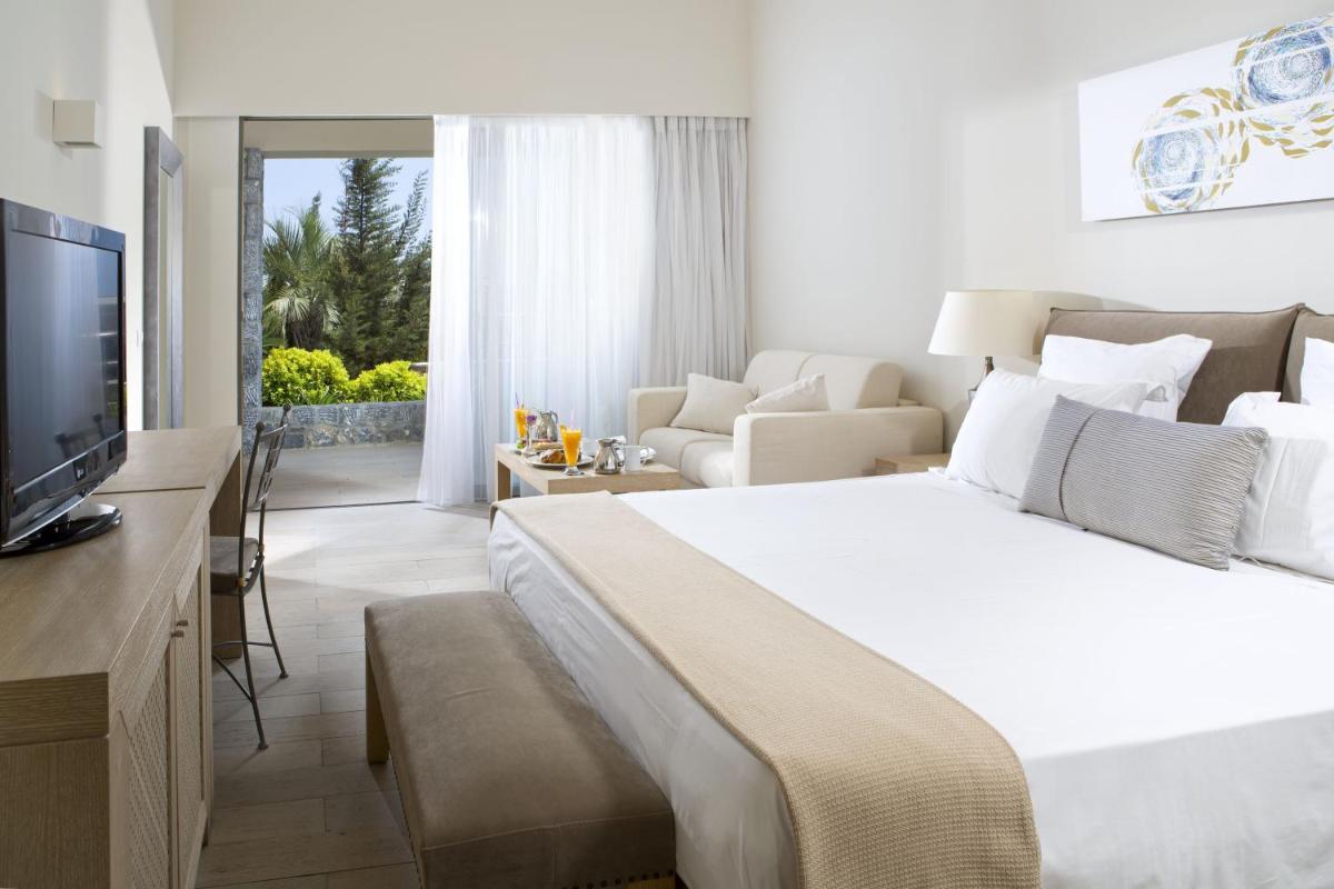 Aquagrand Artistic Luxury Beach Resort - Adults Only