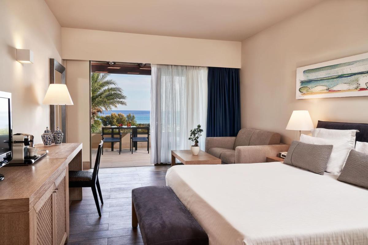 Aquagrand Artistic Luxury Beach Resort - Adults Only