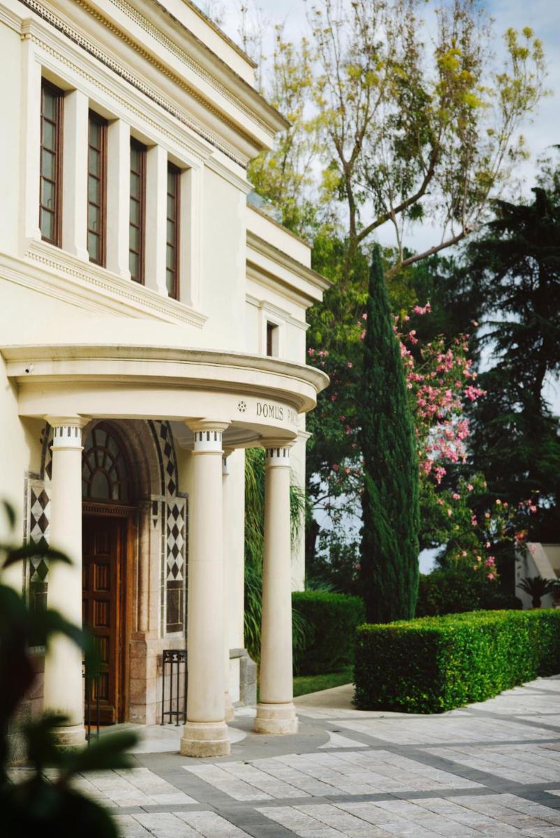The Ashbee Hotel - The Leading Hotels of the World