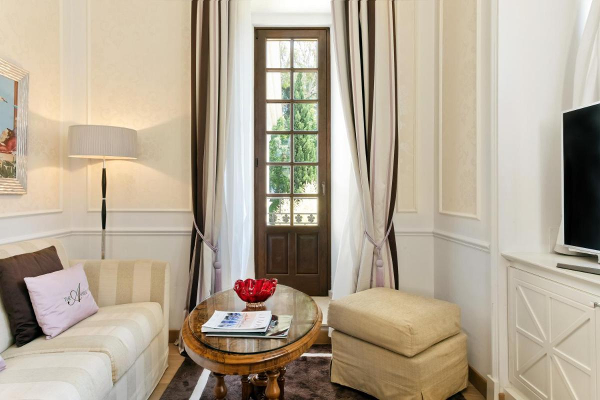 The Ashbee Hotel - The Leading Hotels of the World
