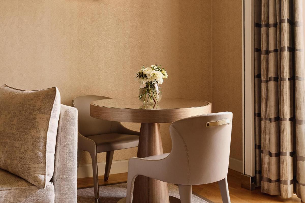 The Berkeley, Maybourne