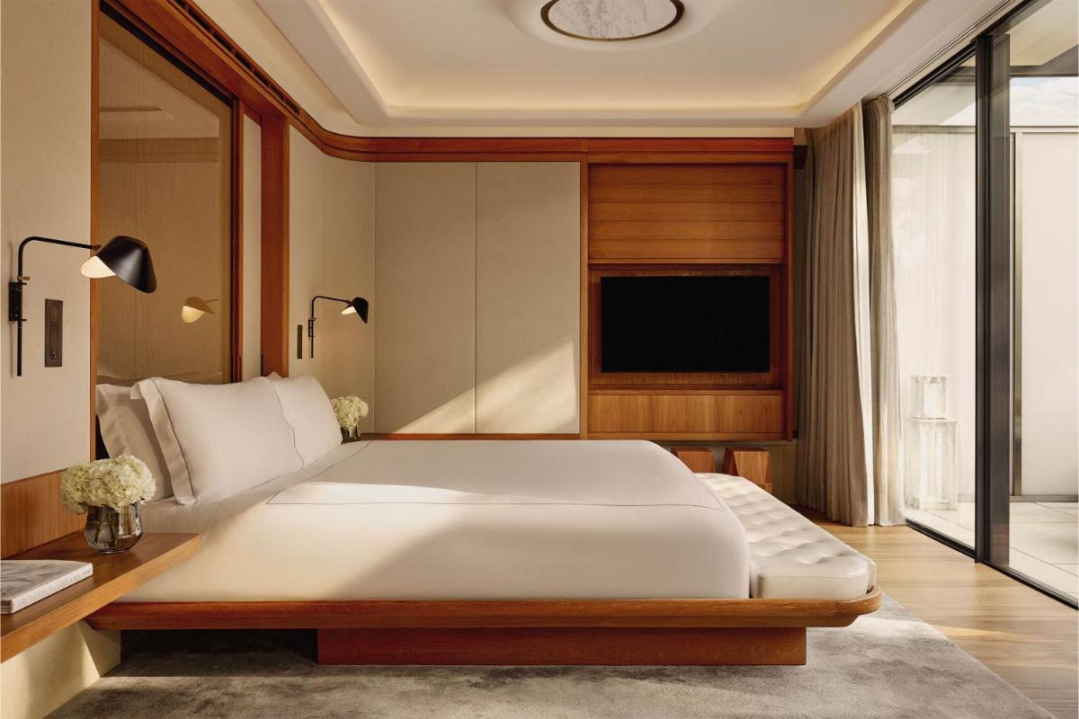 The Berkeley, Maybourne