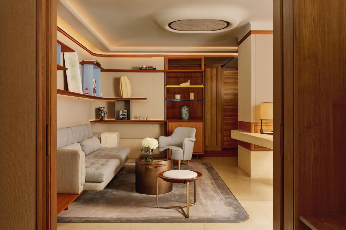 The Berkeley, Maybourne