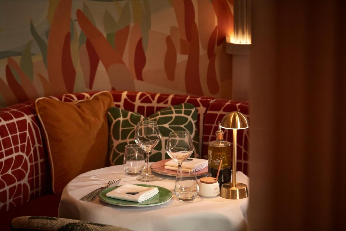 The Berkeley, Maybourne