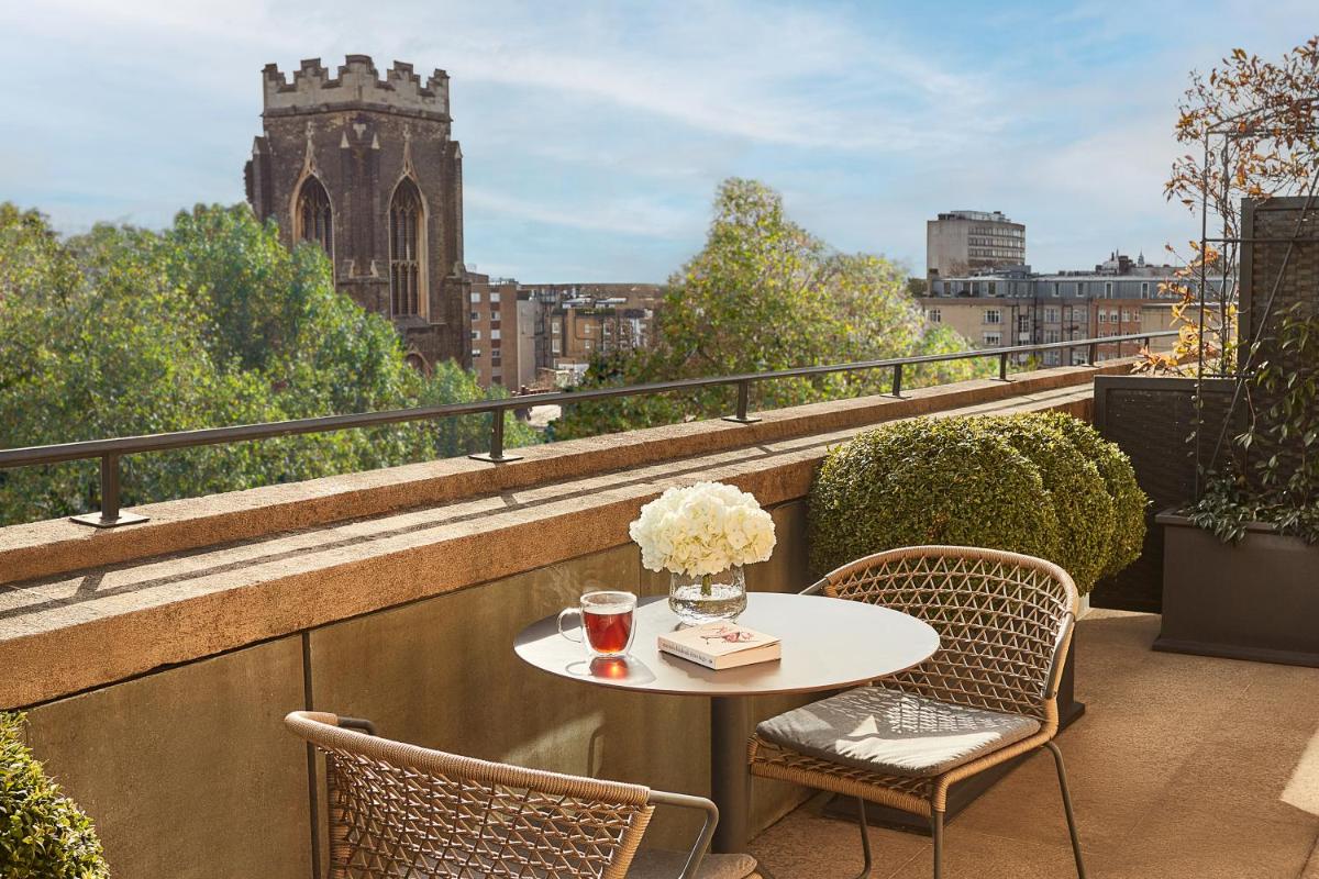 The Berkeley, Maybourne