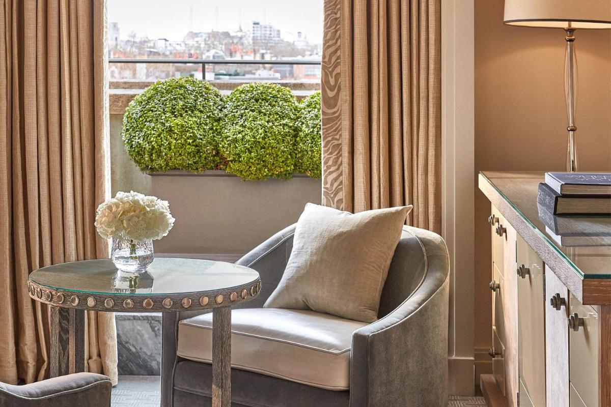 The Berkeley, Maybourne