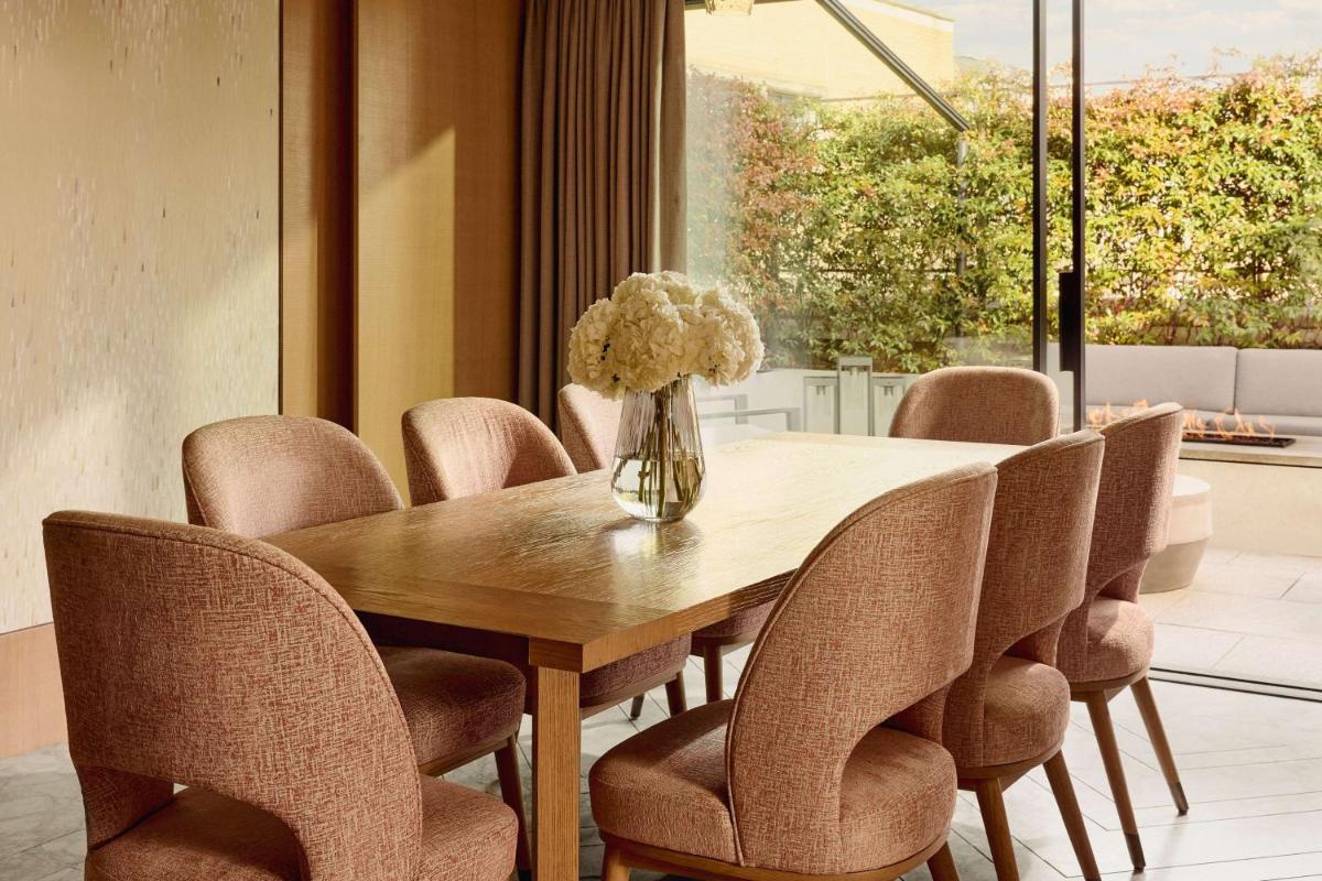 The Berkeley, Maybourne