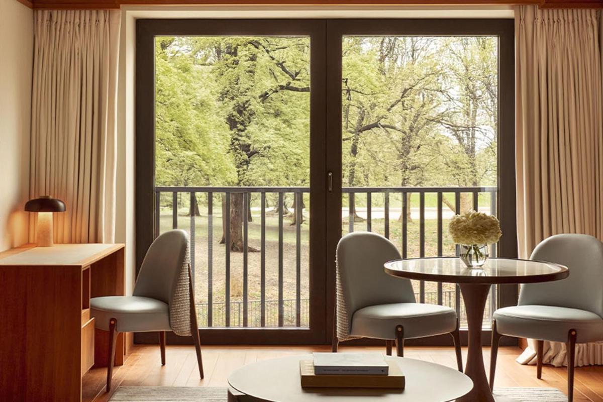 The Berkeley, Maybourne
