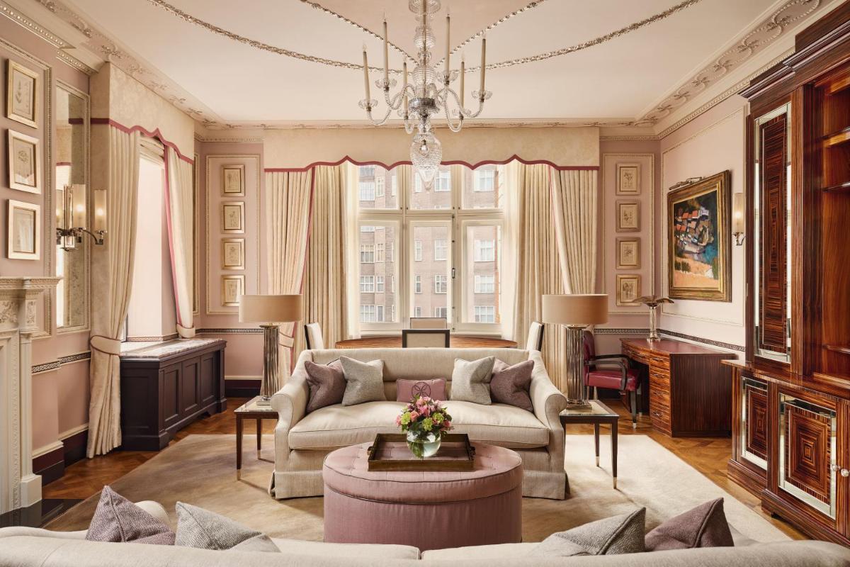 The Connaught, Maybourne