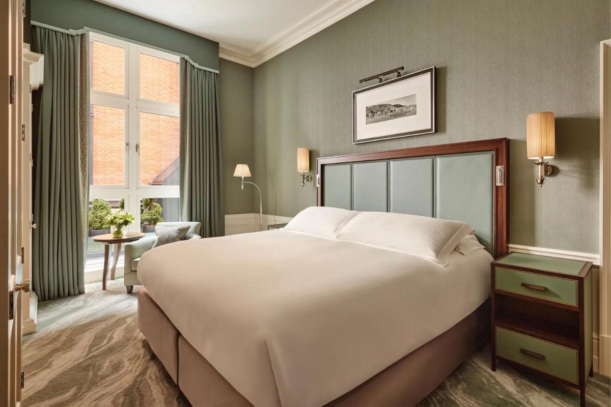 The Connaught, Maybourne