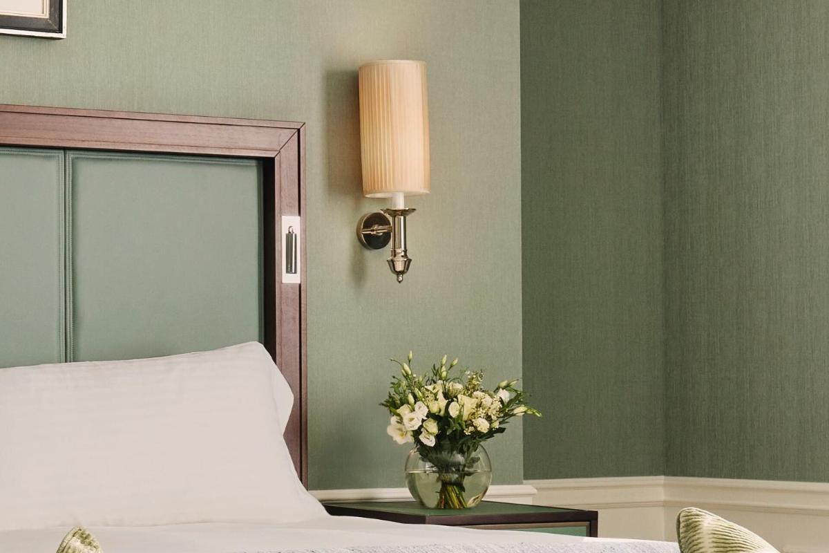 The Connaught, Maybourne