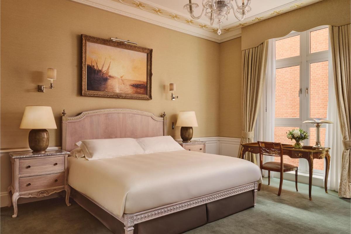 The Connaught, Maybourne