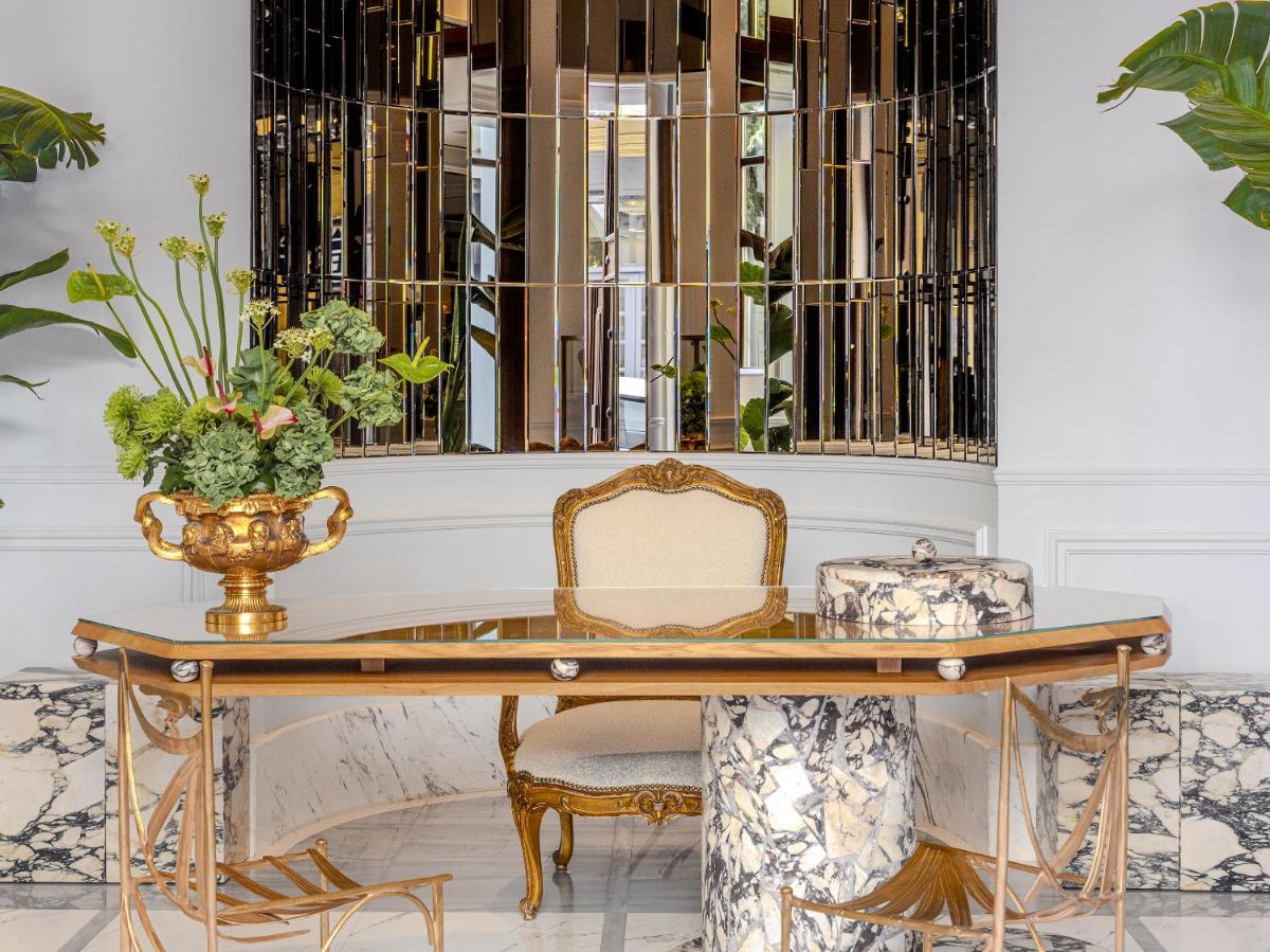 The Dolli at Acropolis, A Hotel to Live