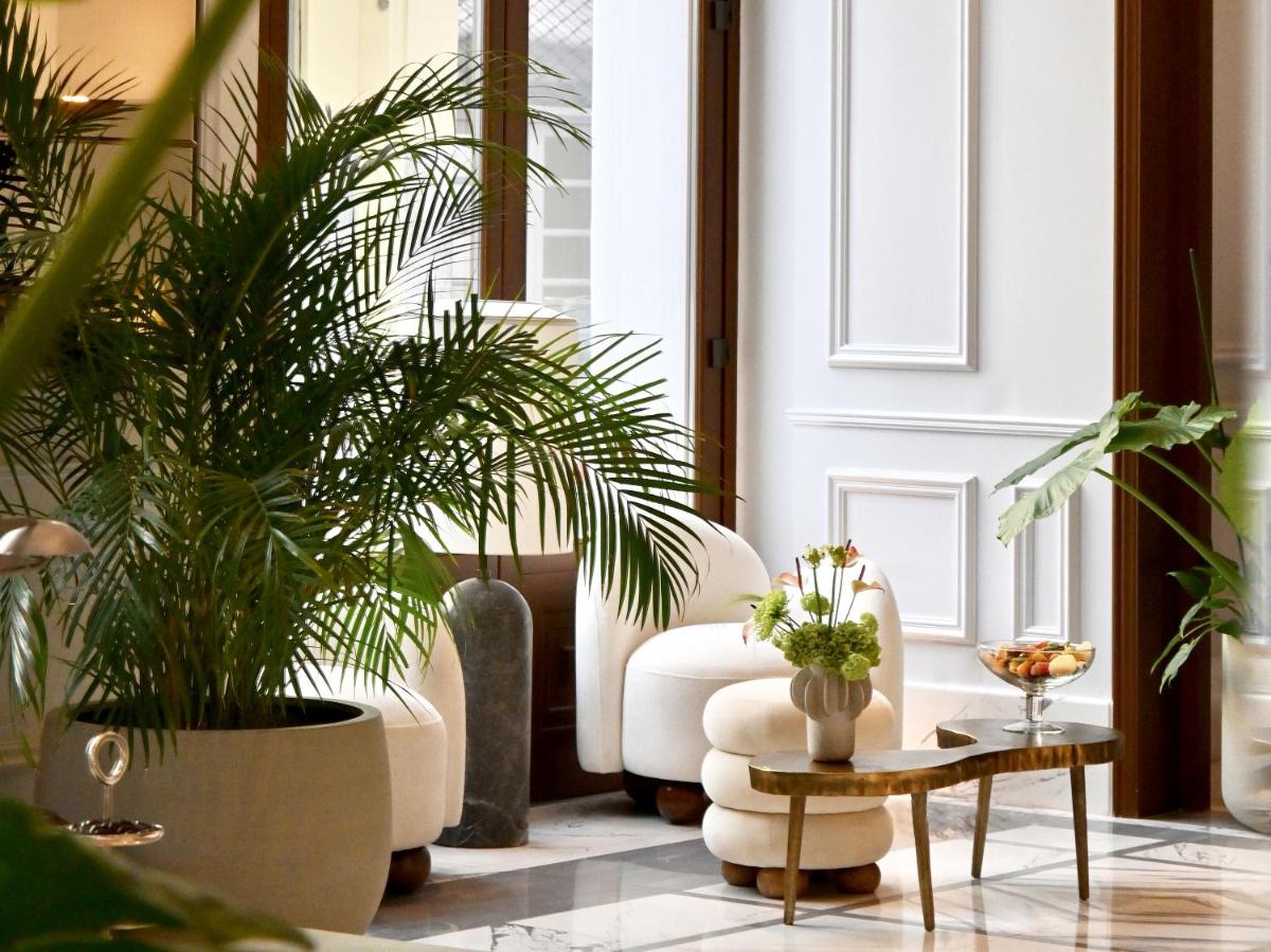 The Dolli at Acropolis, A Hotel to Live