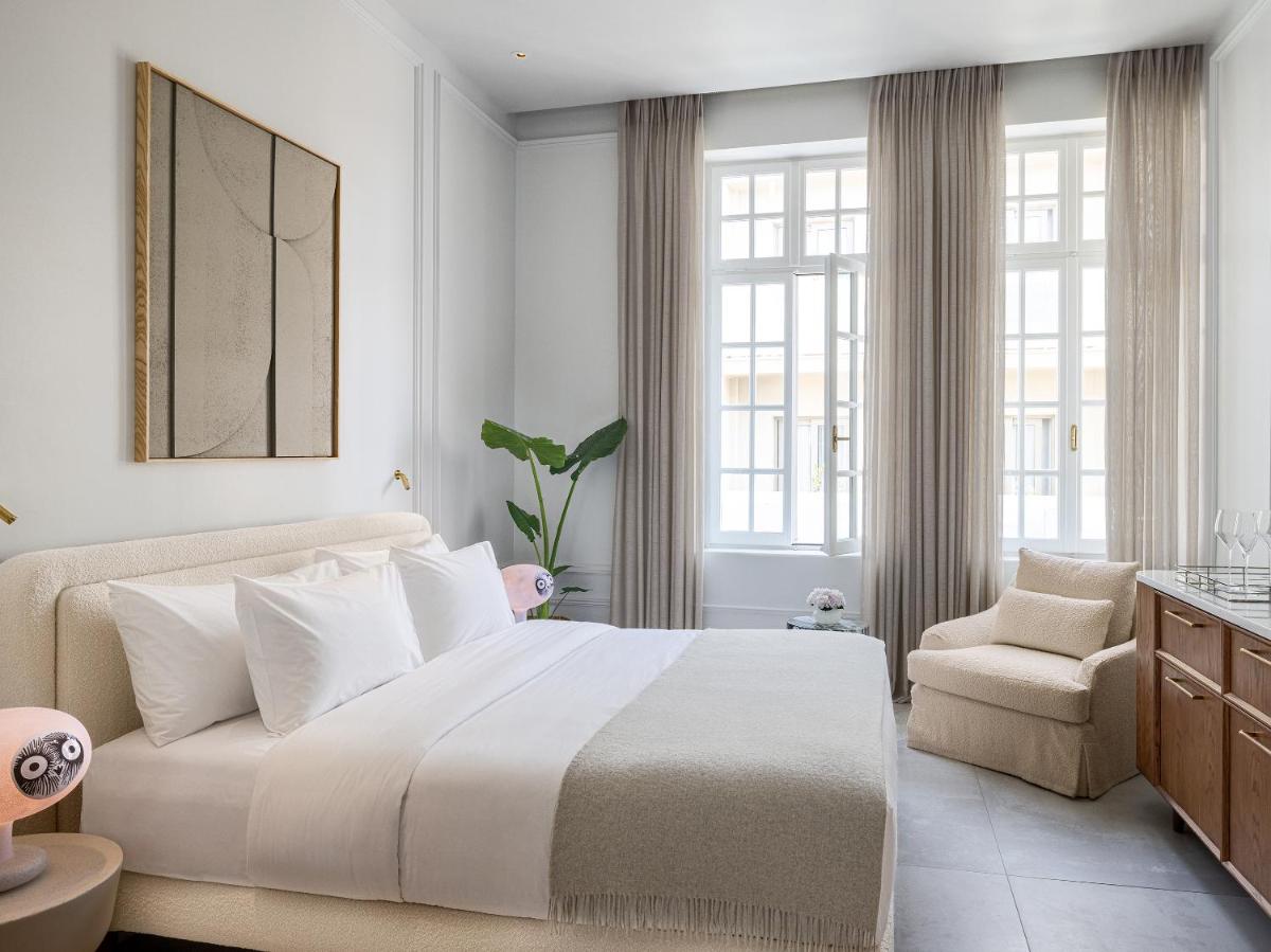 The Dolli at Acropolis, A Hotel to Live